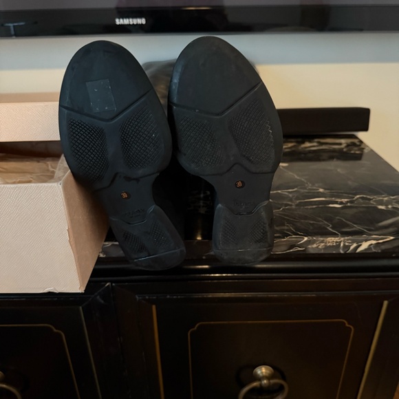 Beautiful Prada Boots from Holt Renfrew size 39 Black - Picture 10 of 15